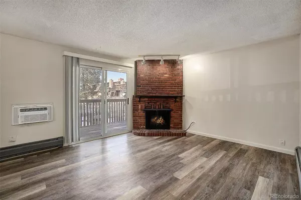 Denver, CO 80222,5491 E Warren AVE #225