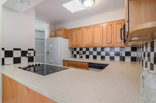 5532 S Greenwood ST, Littleton, CO 80120