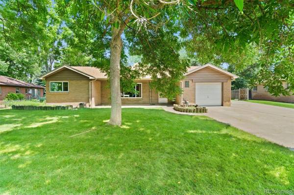 10520 W 23rd PL, Lakewood, CO 80215