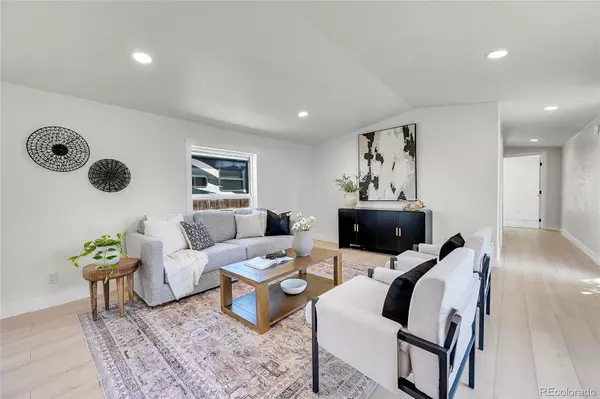 Dacono, CO 80514,221 Glen Ayre ST