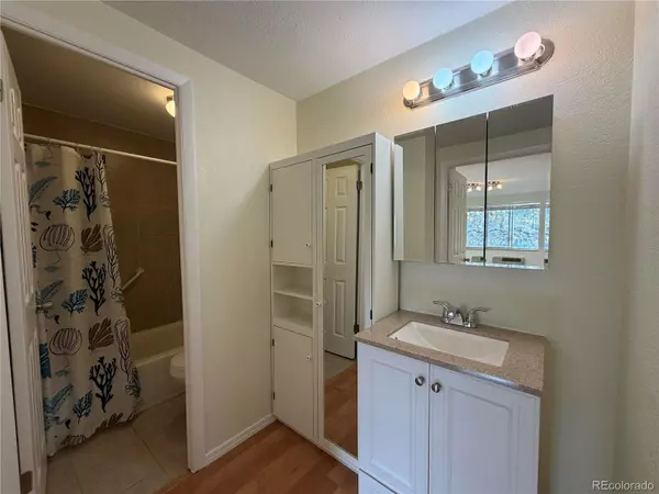 Denver, CO 80231,1304 S Parker RD #258