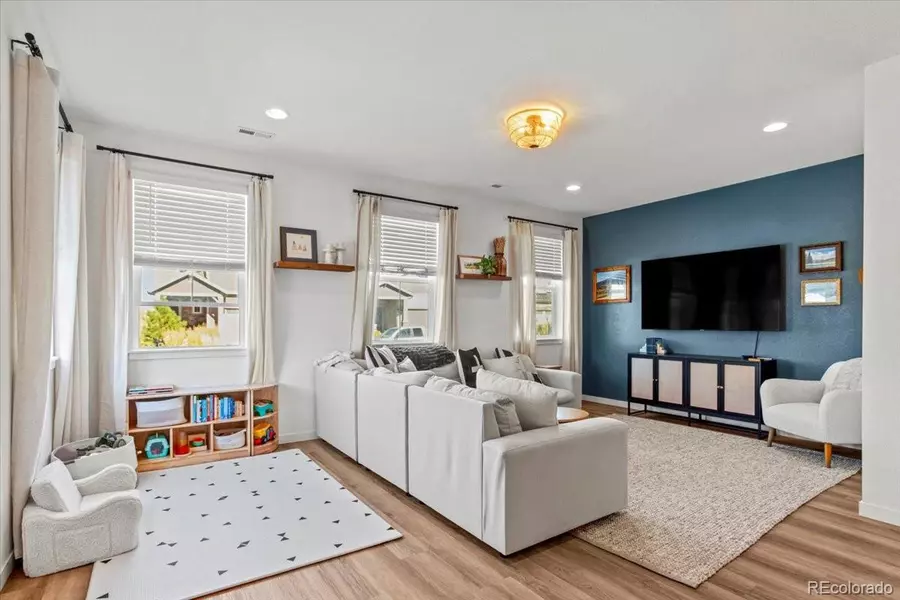 9790 Mount Kataka PT, Littleton, CO 80125