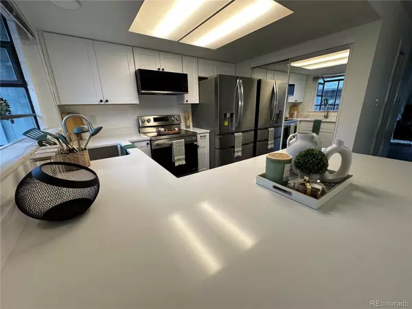 Aurora, CO 80247,10235 E Evans AVE #104