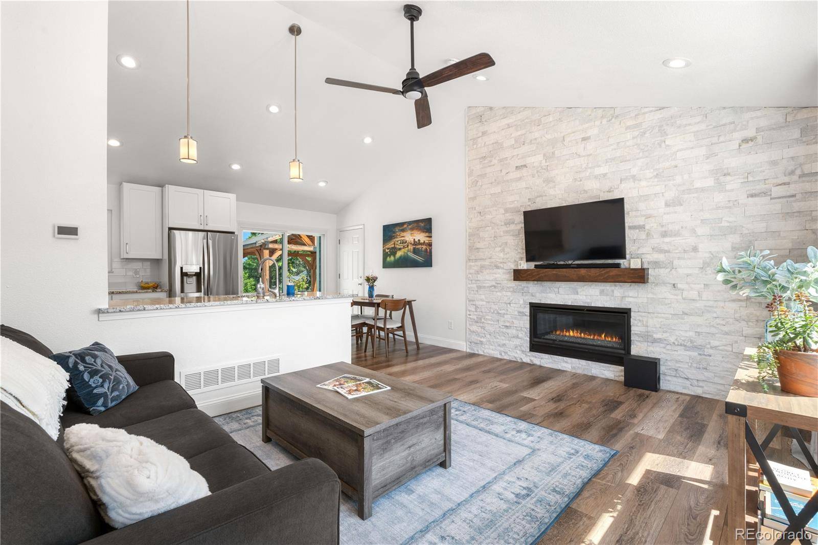 Centennial, CO 80121,6604 S Dahlia CIR