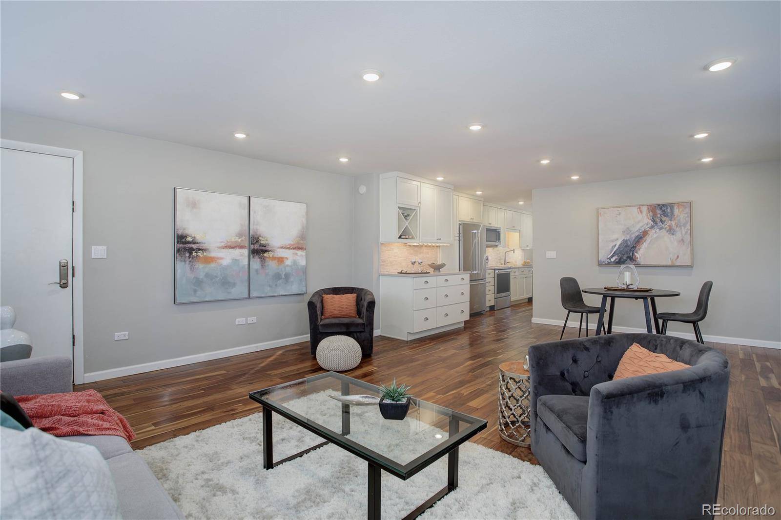 909 N Logan ST #1B, Denver, CO 80203