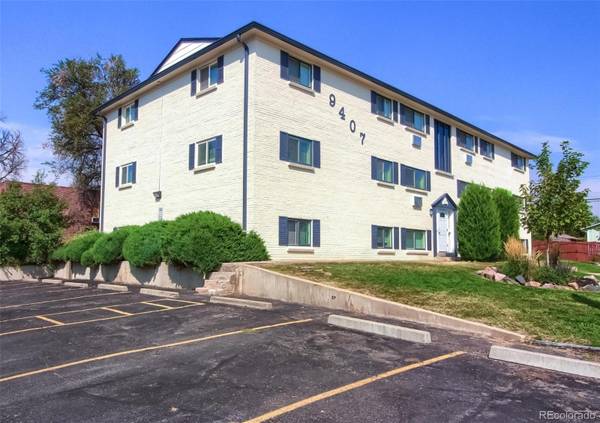 9407 E 17th AVE, Aurora, CO 80010