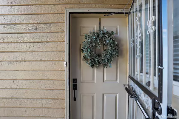 Aurora, CO 80017,15350 E Arizona AVE #106