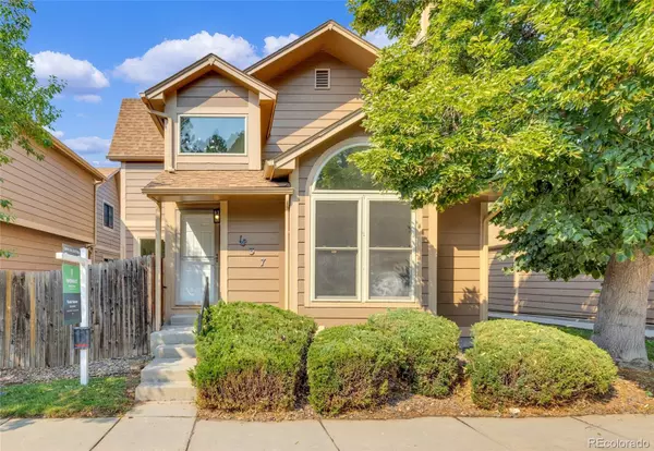 Aurora, CO 80017,1837 S Pitkin CIR #27