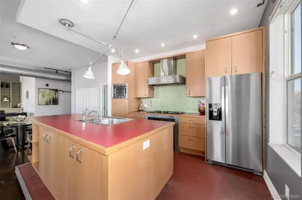 Denver, CO 80203,277 N Broadway #204