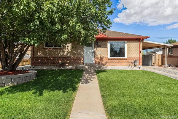 7000 Avrum DR, Denver, CO 80221