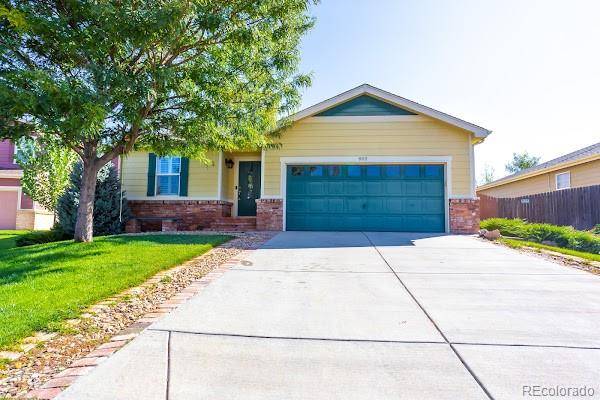 802 Lonewolf CIR, Lochbuie, CO 80603