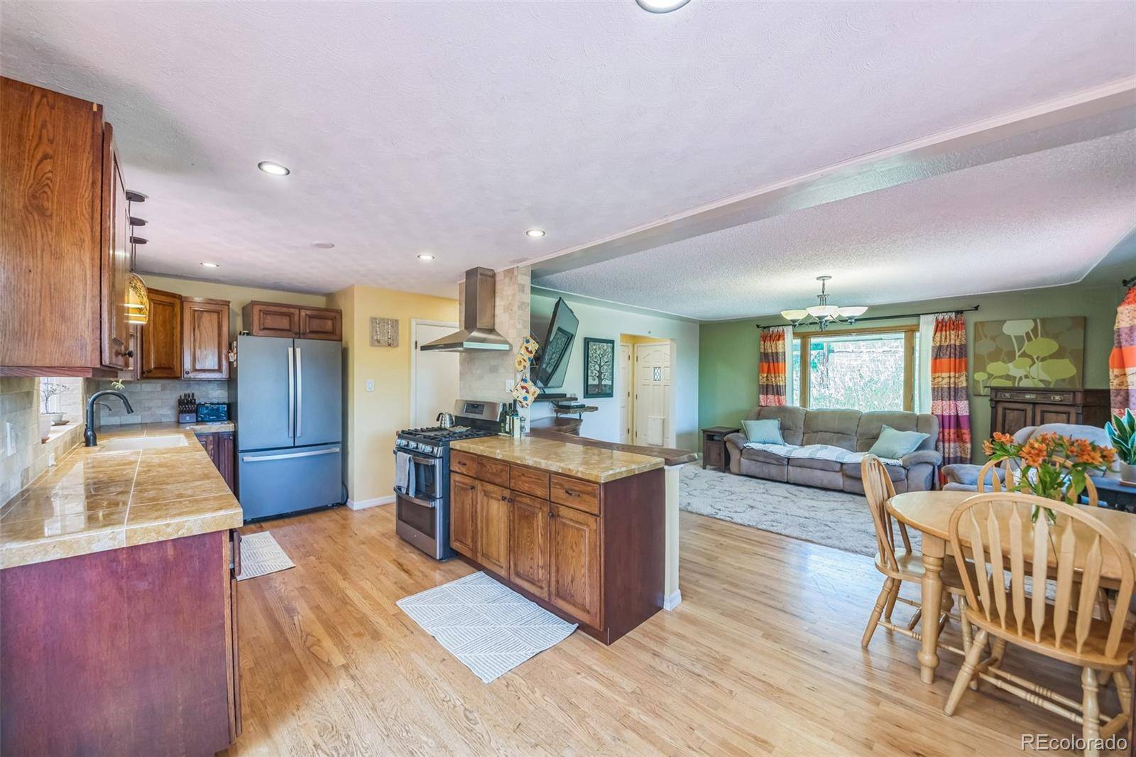 Golden, CO 80401,570 Columbine AVE