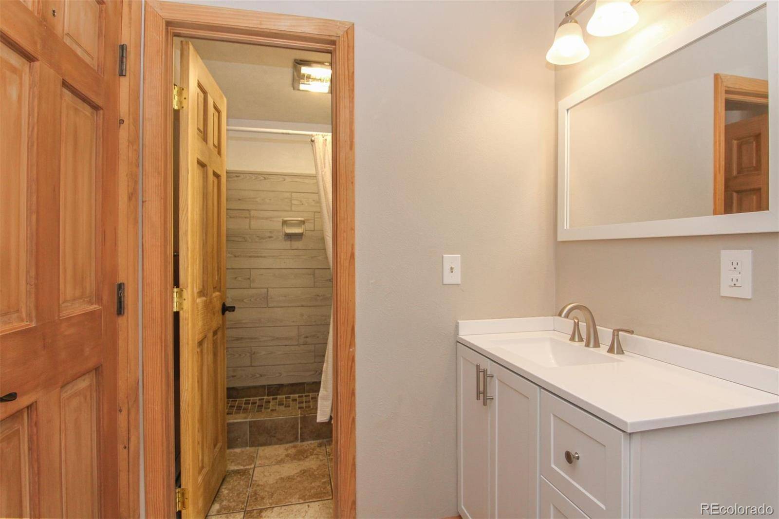 Silverthorne, CO 80498,101 Ryan Gulch CT #A202