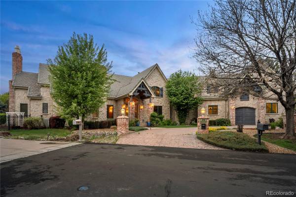 4 Redhawk RUN, Englewood, CO 80113
