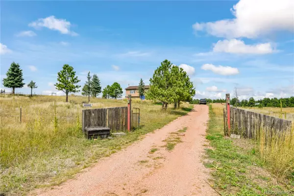 Colorado Springs, CO 80908,7560 Pine Cone RD