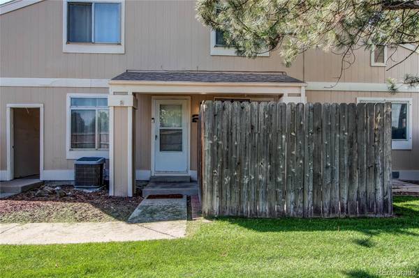 Arvada, CO 80003,8798 Chase Dr #2