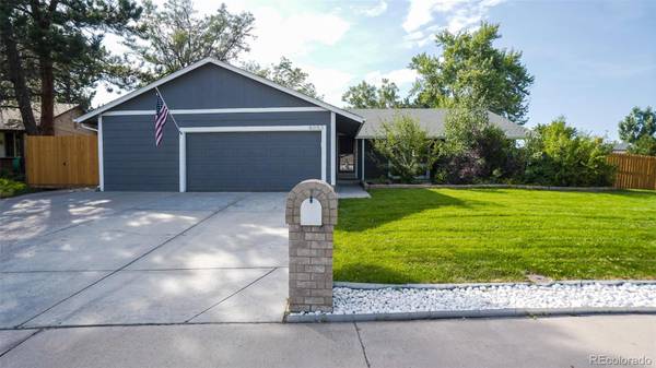 4053 S Olathe CT, Aurora, CO 80013