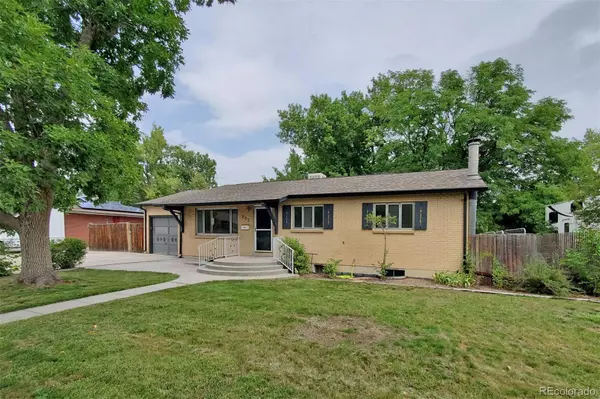 Lakewood, CO 80228,892 S Union BLVD