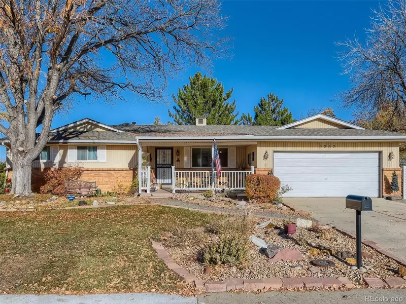 5252 S Newton ST, Littleton, CO 80123