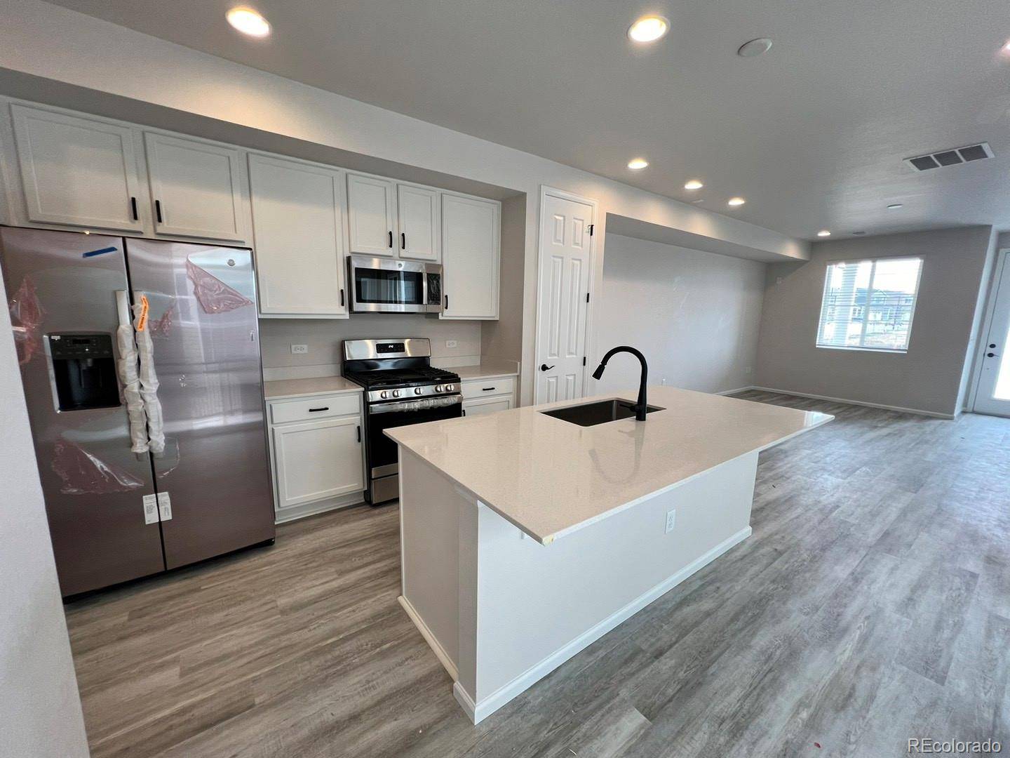 Aurora, CO 80018,27491 E Maple AVE