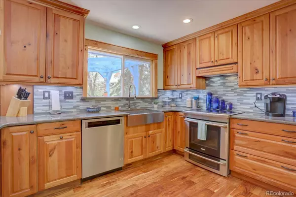 Centennial, CO 80122,7761 S Wellington ST