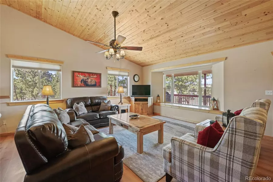 1948 Wagon Wheel RD, Hartsel, CO 80449