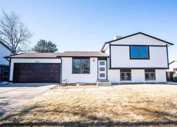 2513 S Crystal ST, Aurora, CO 80014