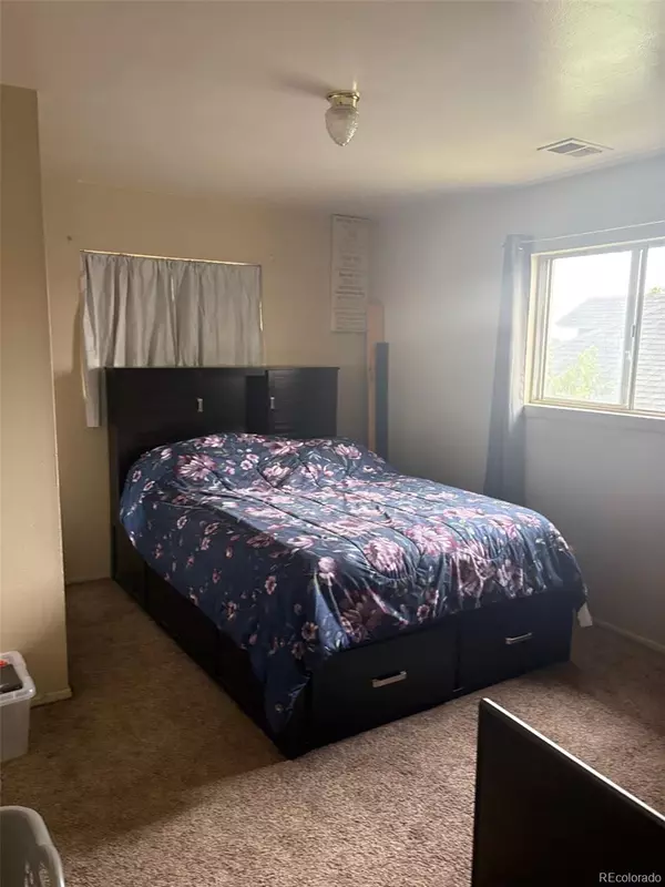 Denver, CO 80236,3850 S King ST