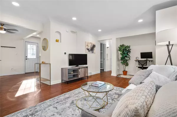 1585 N Fairfax ST, Denver, CO 80220