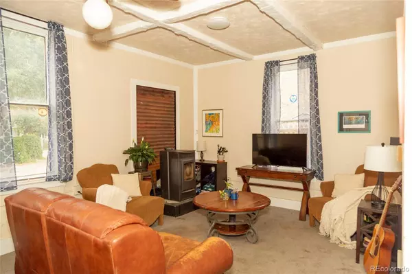 Creede, CO 81130,112 Wall ST