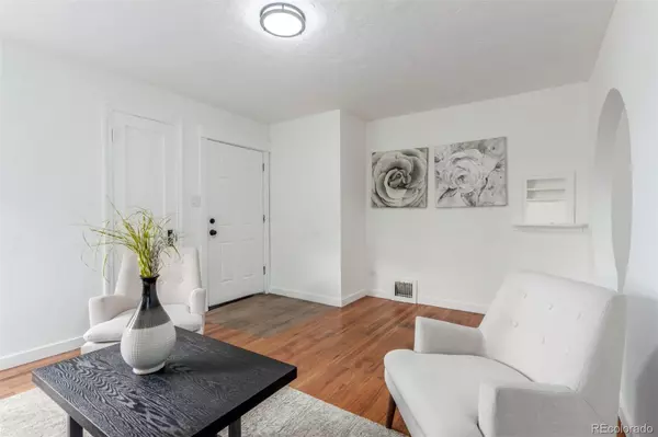 Denver, CO 80210,2176 S Emerson ST