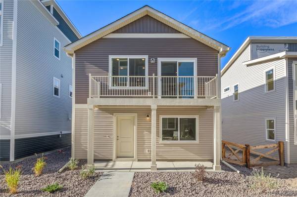 45036 Sunflower LN, Bennett, CO 80102