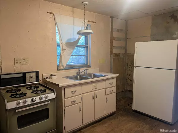 Denver, CO 80212,4209 Perry ST