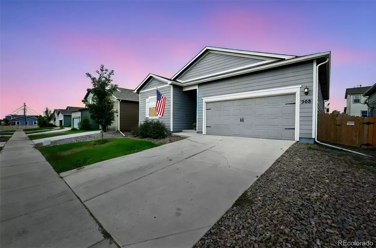 Keenesburg, CO 80643,208 N Stewart ST