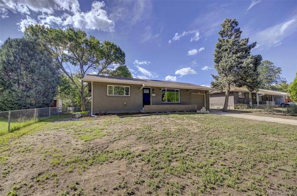 144 Ithaca ST, Colorado Springs, CO 80911