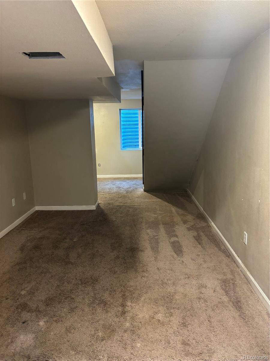 Denver, CO 80220,1222 Yosemite ST