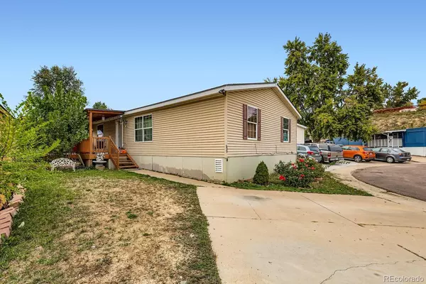 Thornton, CO 80260,9595 Pecos Street #620