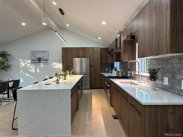 Lakewood, CO 80227,2038 S Hoyt WAY