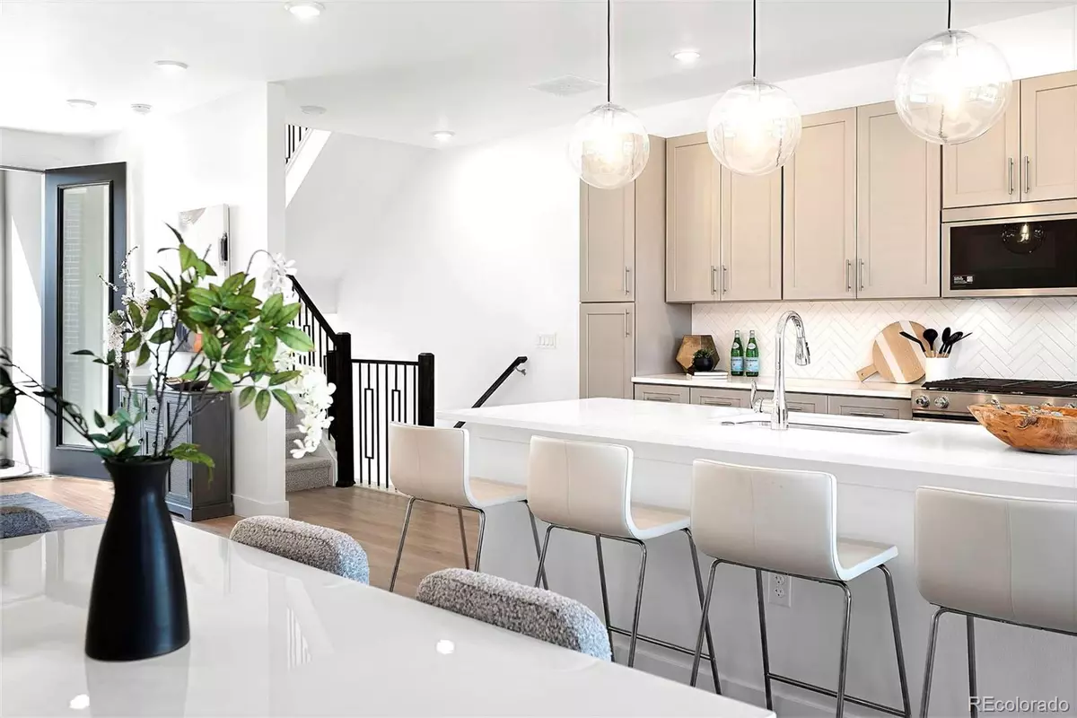 Denver, CO 80230,18 Oneida CT