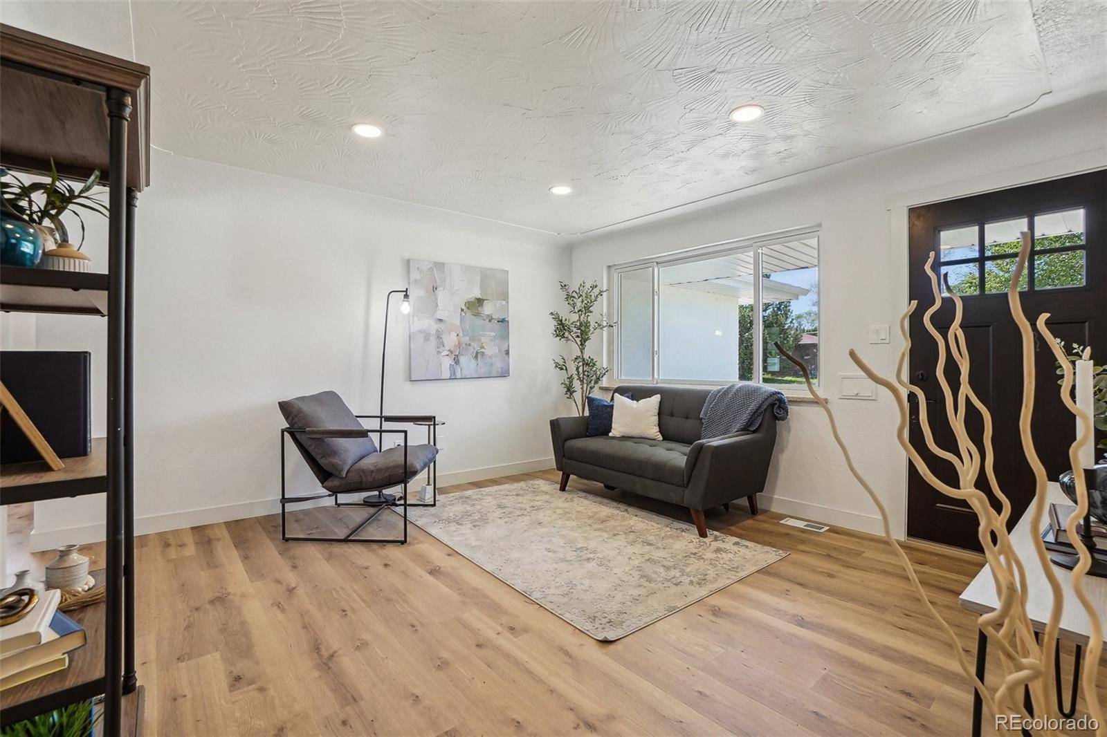 Arvada, CO 80004,6068 Lee ST