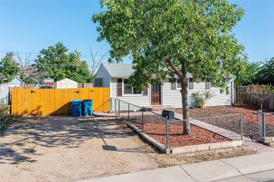 7830 Ivywood ST, Commerce City, CO 80022