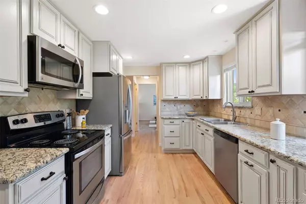 Centennial, CO 80121,3896 E Fair PL