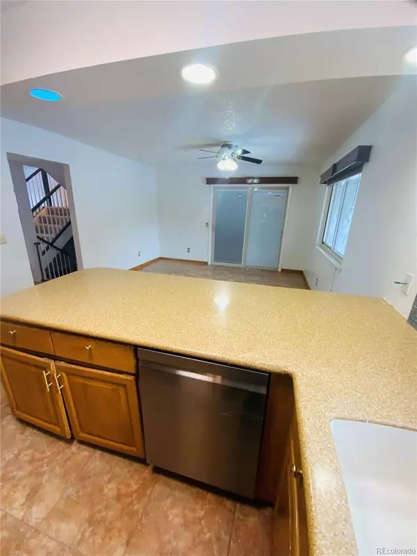 Lakewood, CO 80228,1039 S Alkire ST