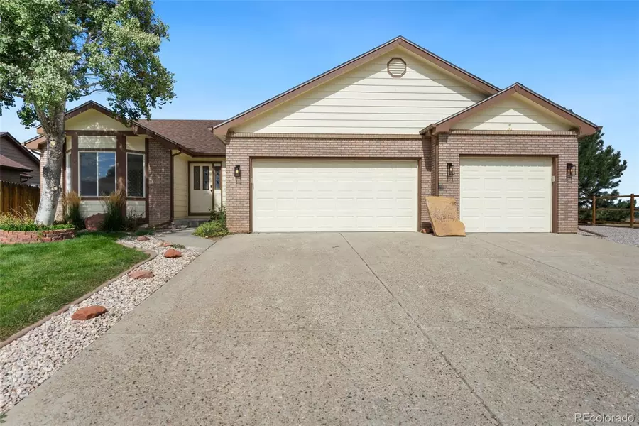 951 N Greeley AVE, Johnstown, CO 80534