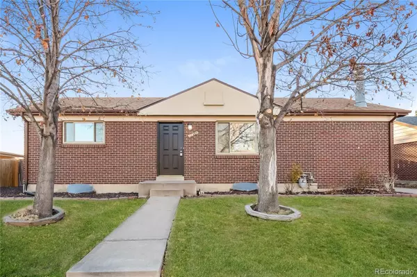11367 Larson LN, Northglenn, CO 80233