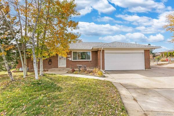 1813 S Urban CT, Lakewood, CO 80228