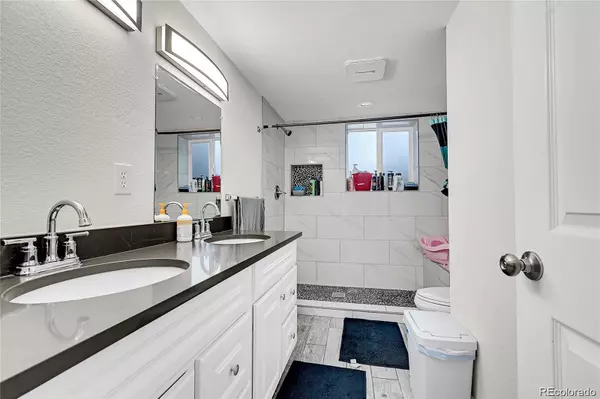 Longmont, CO 80503,1262 Lanyon LN