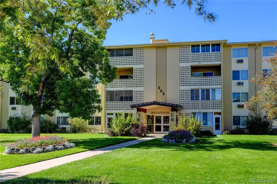 585 S Alton WAY #10A, Denver, CO 80247