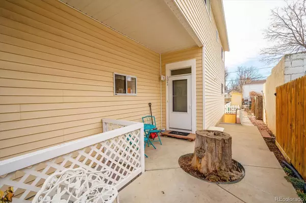 Lafayette, CO 80026,104 E Chester ST #B