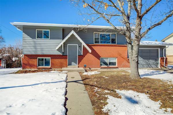 5831 Oak ST, Arvada, CO 80004